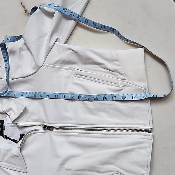 NWT LaMarque luxury white leather jacket size medium - Picture 16 of 17